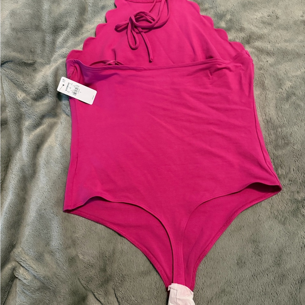 Pink Scalloped Halter Bodysuit - Picture 3 of 7